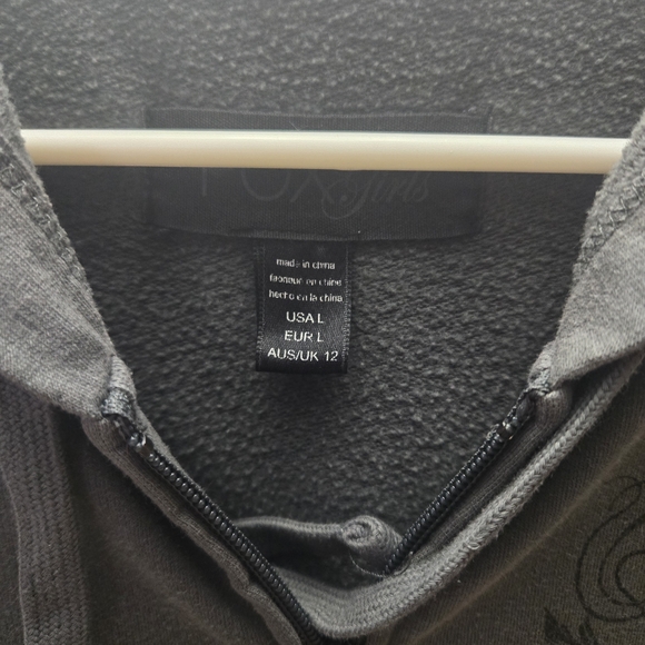 Fox Black Zip-Up Hoodie with Subtle Crest Women's Size Large - Picture 3 of 6